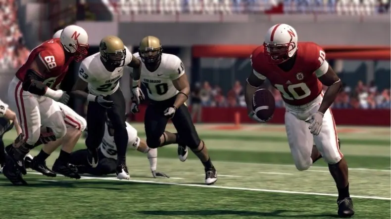 Скриншот 7 игры NCAA Football 13